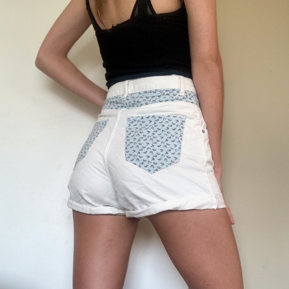 white BDG shorts!